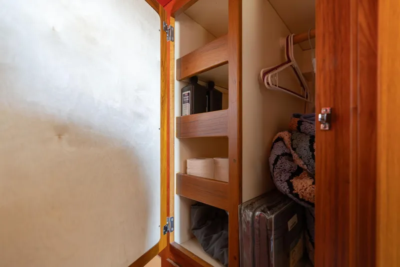 Slide: The Image of Cascade High Side 1978 - 64