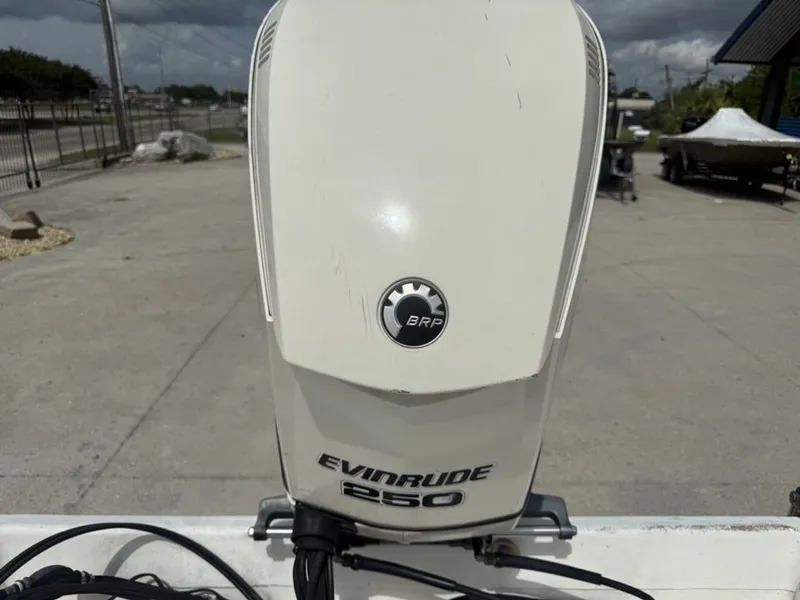 Slide: The Image of Sea Chaser 2400 CC 2008 - 3