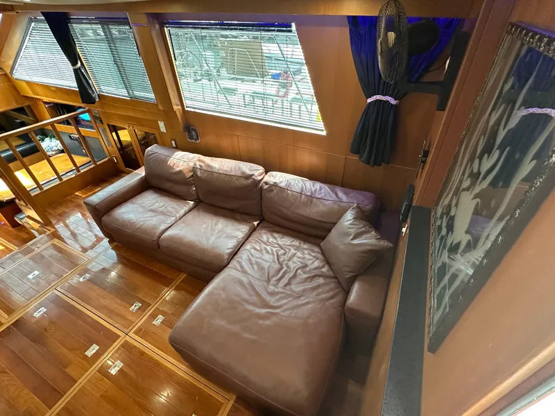 Slide: The Image of Luxurious leather sofa in the 2005 Jefferson Rivanna 50 SDMY yacht interior. - 15