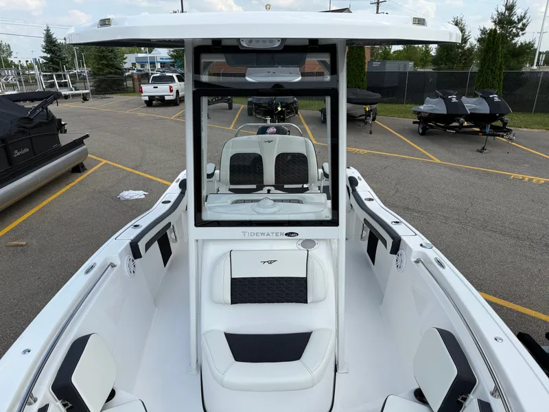 Slide: The Image of Tidewater 210 LXF 2026 - 15