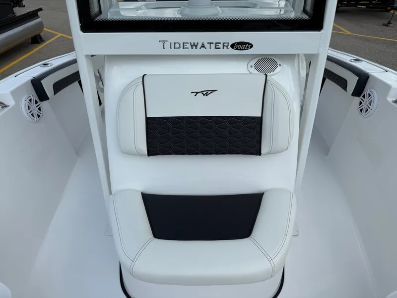 Slide: The Image of Tidewater 210 LXF 2026 - 8
