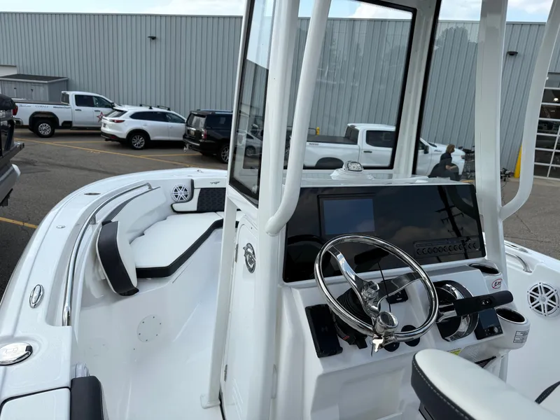 Slide: The Image of Tidewater 210 LXF 2026 - 9