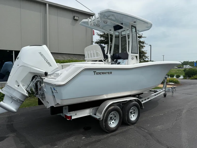 Slide: The Image of Tidewater 220 LXF 2026 - 5