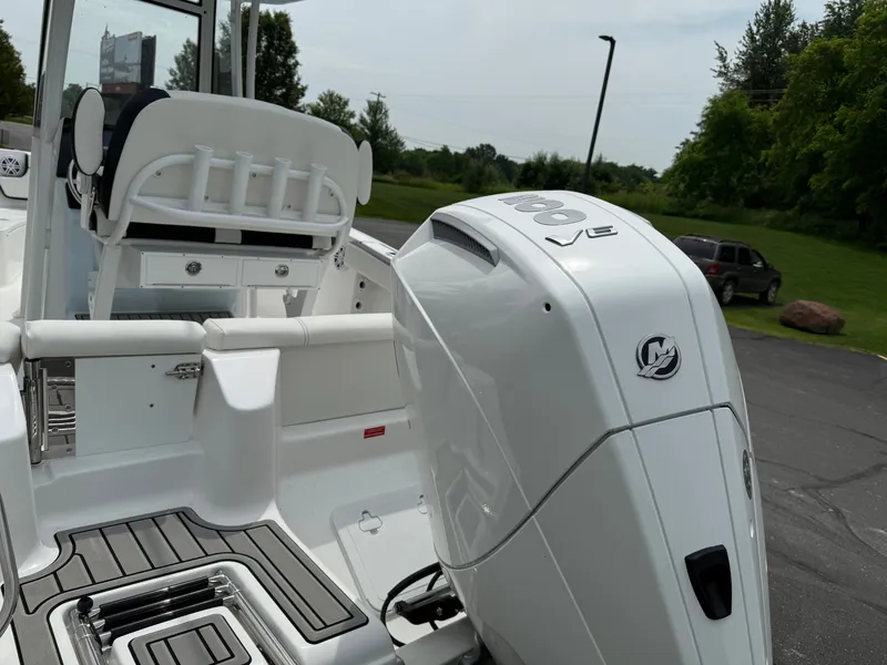 Slide: The Image of Tidewater 220 LXF 2026 - 7