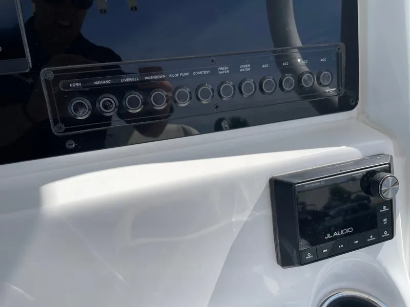 Slide: The Image of Tidewater 232 LXF 2026 - 20