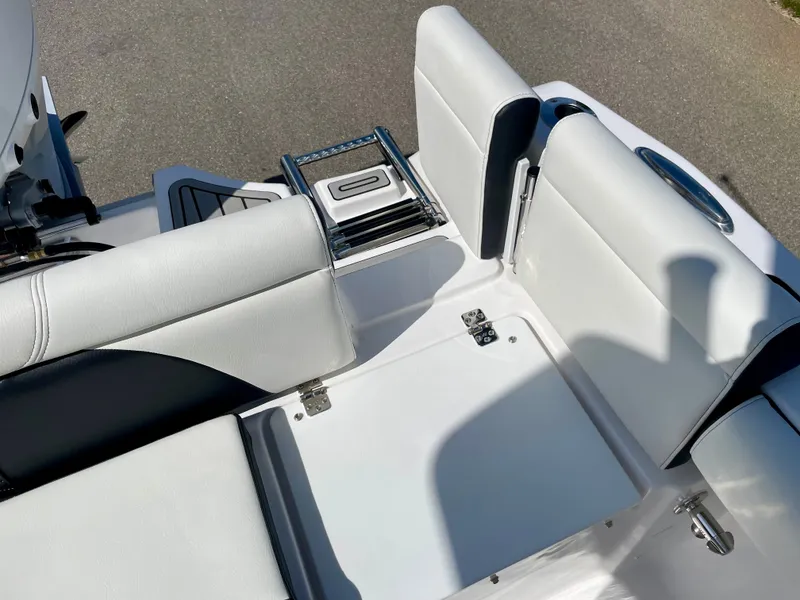 Slide: The Image of Tidewater 232 LXF 2026 - 27