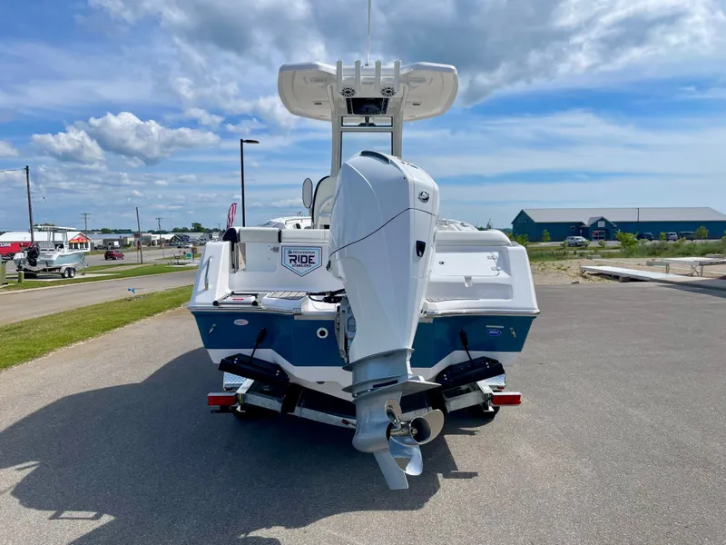 Slide: The Image of Tidewater 232 LXF 2026 - 7