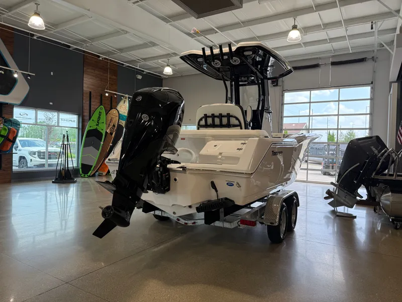 Slide: The Image of Tidewater 232 LXF 2026 - 4