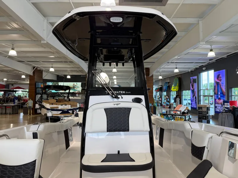 Slide: The Image of Tidewater 232 LXF 2026 - 9