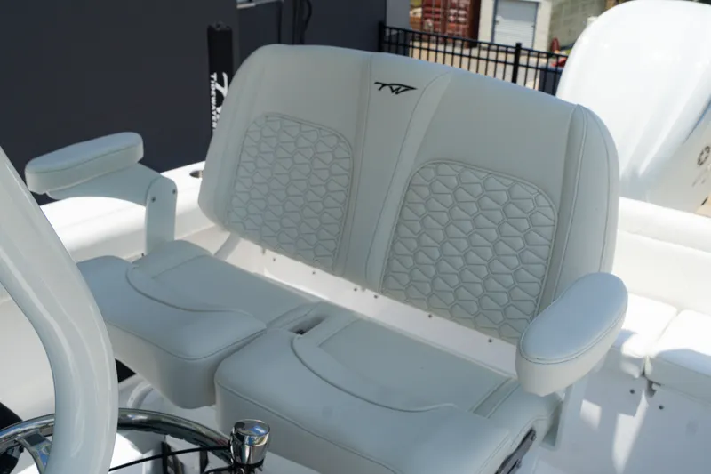 Slide: The Image of Tidewater 232 LXF 2026 - 11