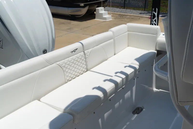 Slide: The Image of Tidewater 232 LXF 2026 - 12