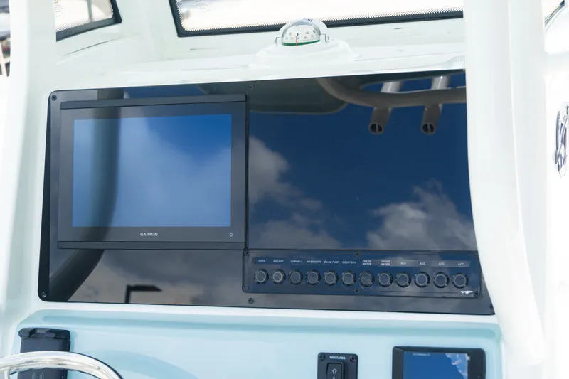 Slide: The Image of Tidewater 232 LXF 2026 - 13