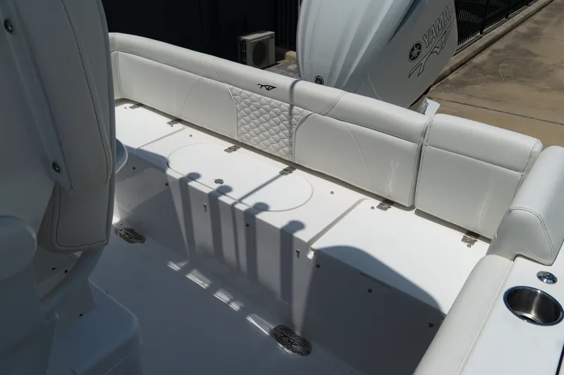 Slide: The Image of Tidewater 232 LXF 2026 - 19