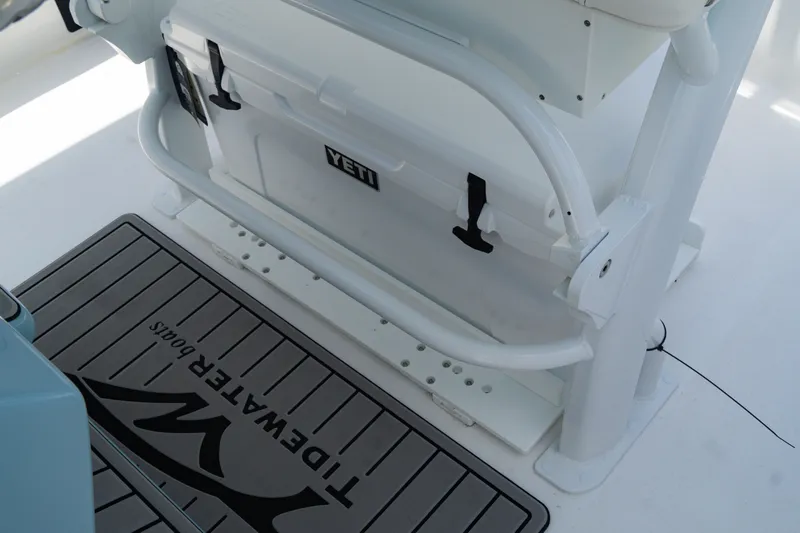 Slide: The Image of Tidewater 232 LXF 2026 - 28