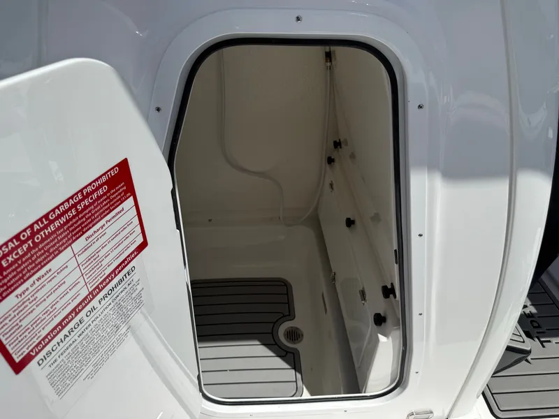 Slide: The Image of Tidewater 232 SS 2026 - 20