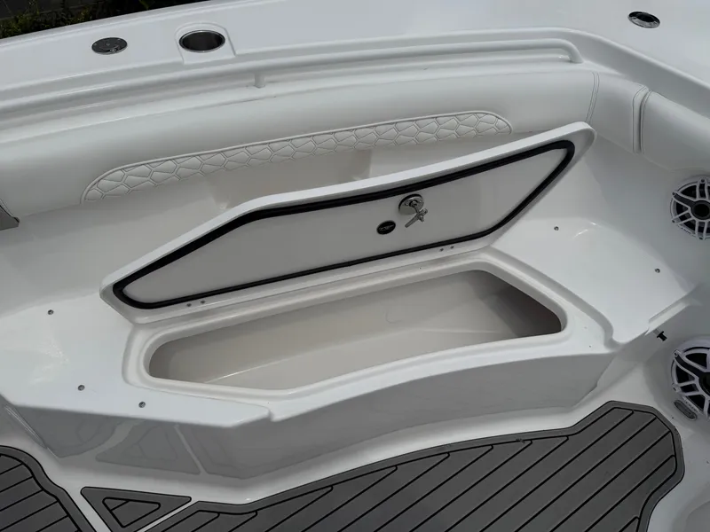 Slide: The Image of Tidewater 256 LXF 2026 - 20