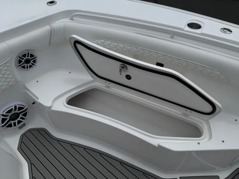 Slide: The Image of Tidewater 256 LXF 2026 - 21