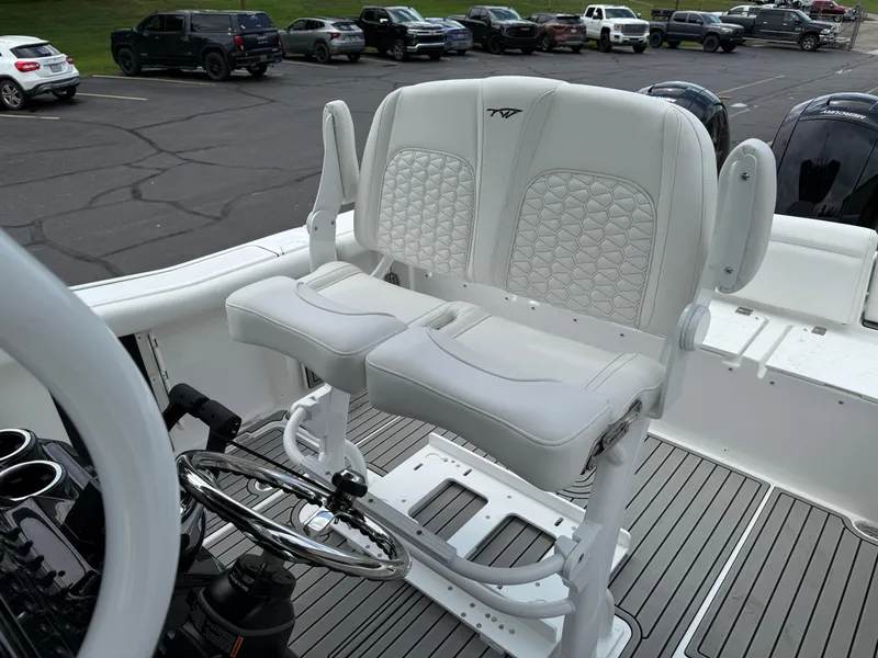 Slide: The Image of Tidewater 256 LXF 2026 - 24