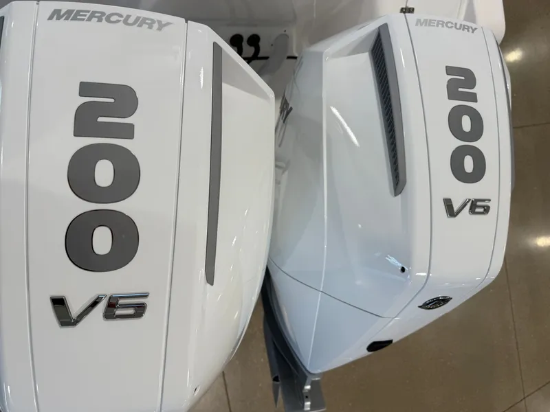 Slide: The Image of Tidewater 272 LXF 2026 - 21