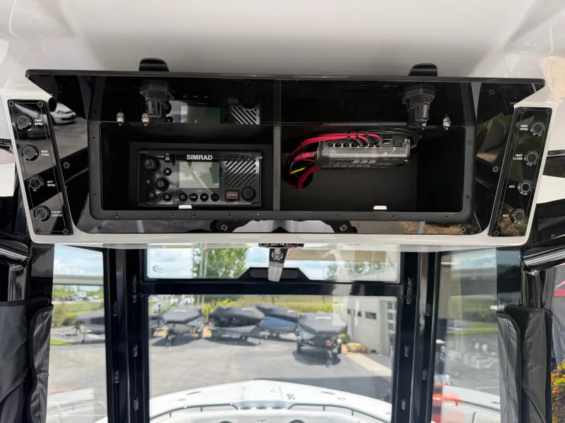 Slide: The Image of Tidewater 282 CC Adventure 2026 - 17