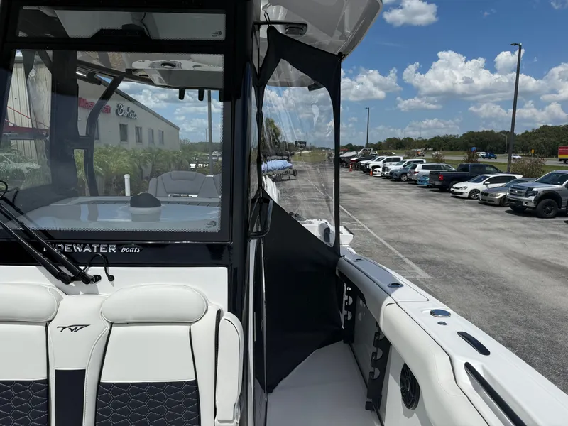 Slide: The Image of Tidewater 282 CC Adventure 2026 - 29