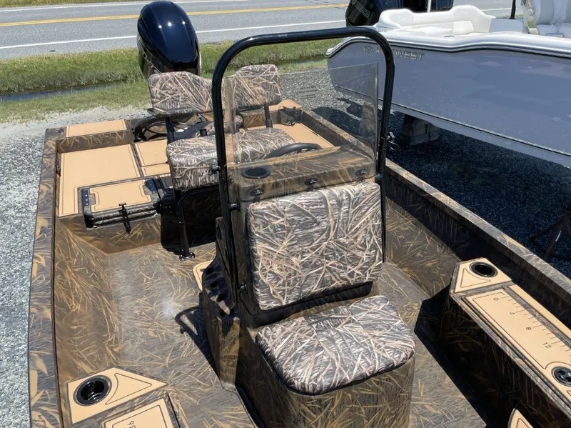 Slide: The Image of G3 Bay 19 GX Tunnel Camo 2025 - 6