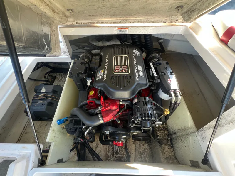 Slide: The Image of Engine compartment of a 2007 Regal 2000 boat with Volvo Penta 5.0 GXI engine. - 18