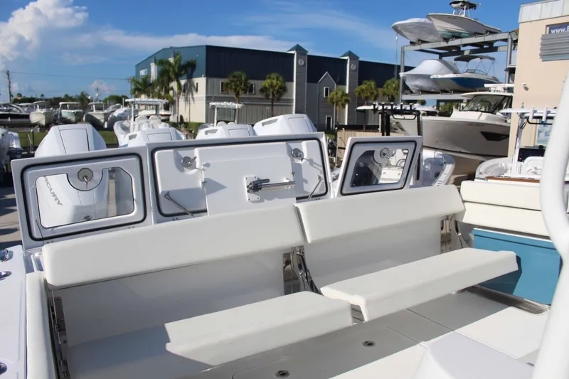 Slide: The Image of Everglades 395 Center Console 2026 - 14