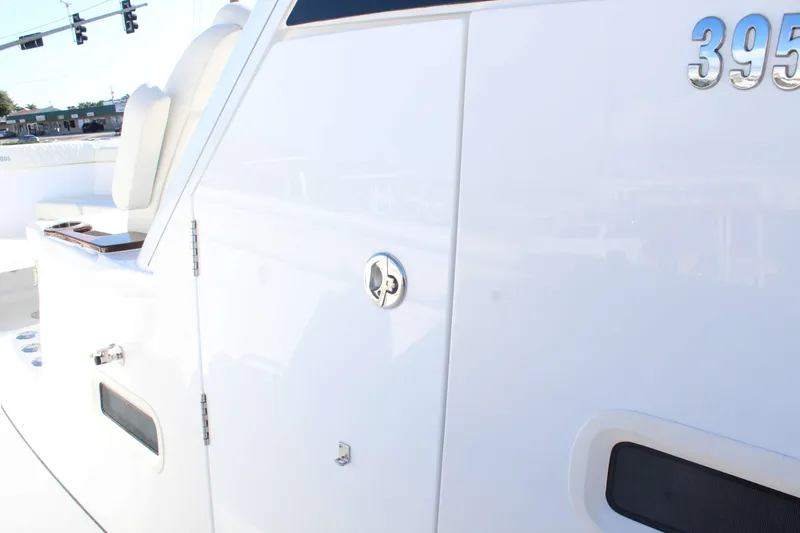 Slide: The Image of Everglades 395 Center Console 2026 - 24