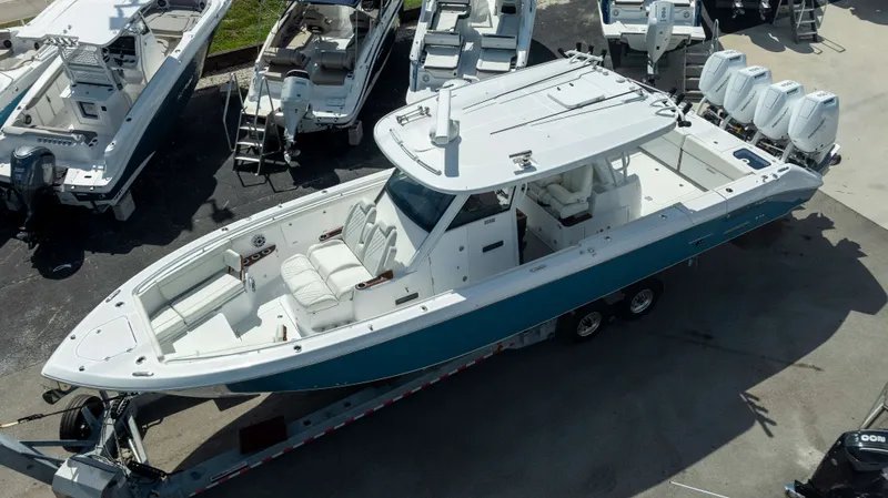 Slide: The Image of Everglades 395 Center Console 2026 - 3