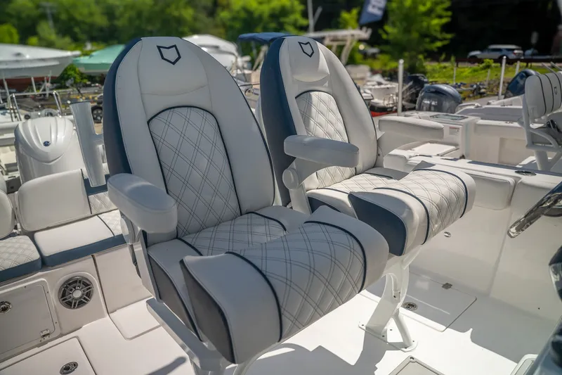 Slide: The Image of Sea Fox 268 Commander 2026 - 17