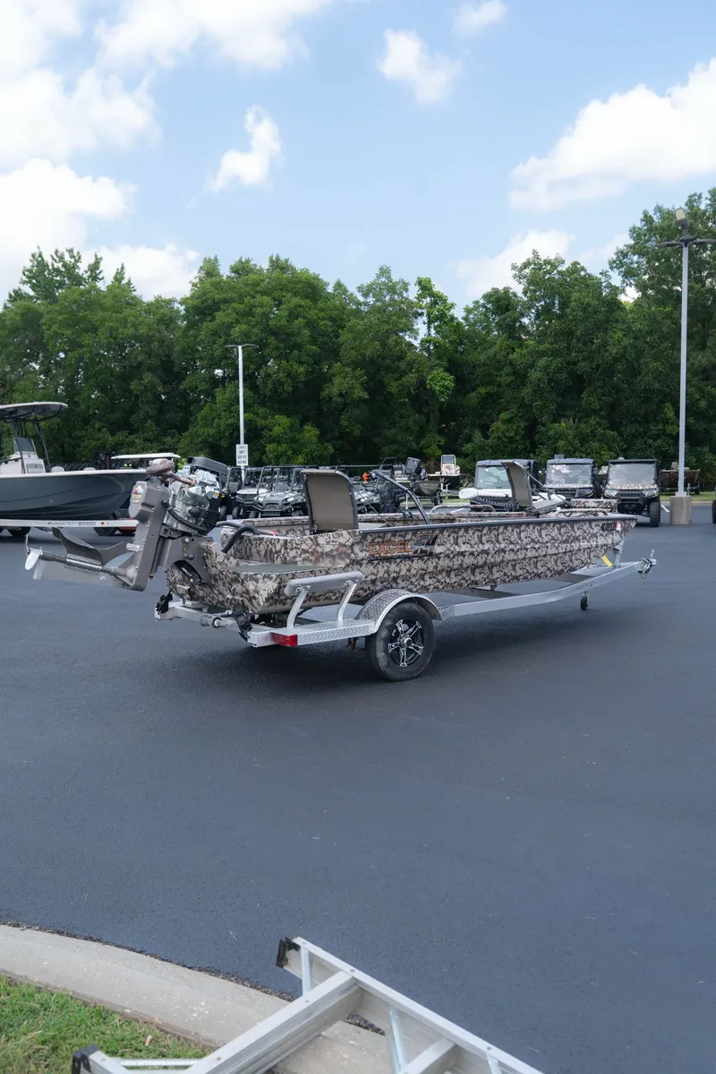 The Image of Excel 18 F4 2022 - 1