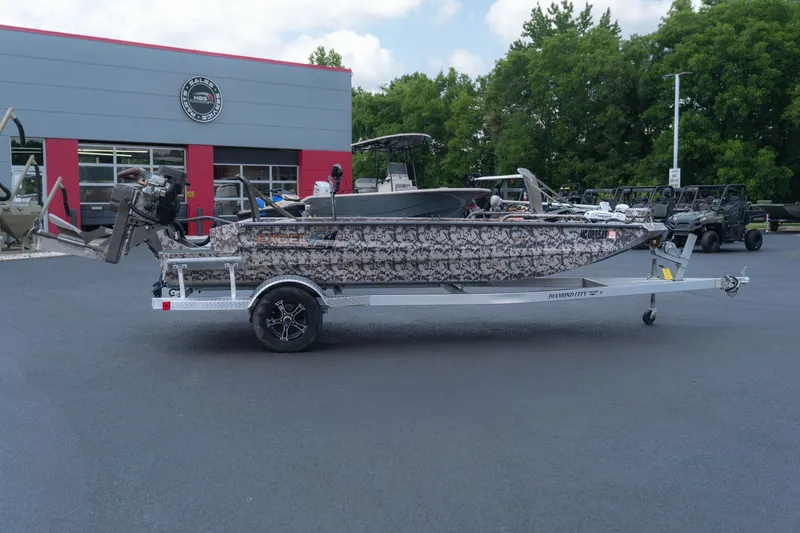 Slide: The Image of Excel 18 F4 2022 - 4