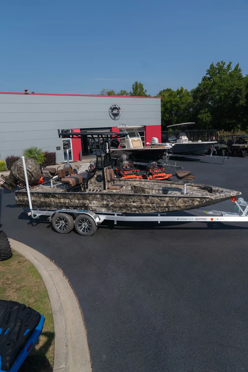 Slide: The Image of Excel Bay Pro 220 Elite 2026 - 4