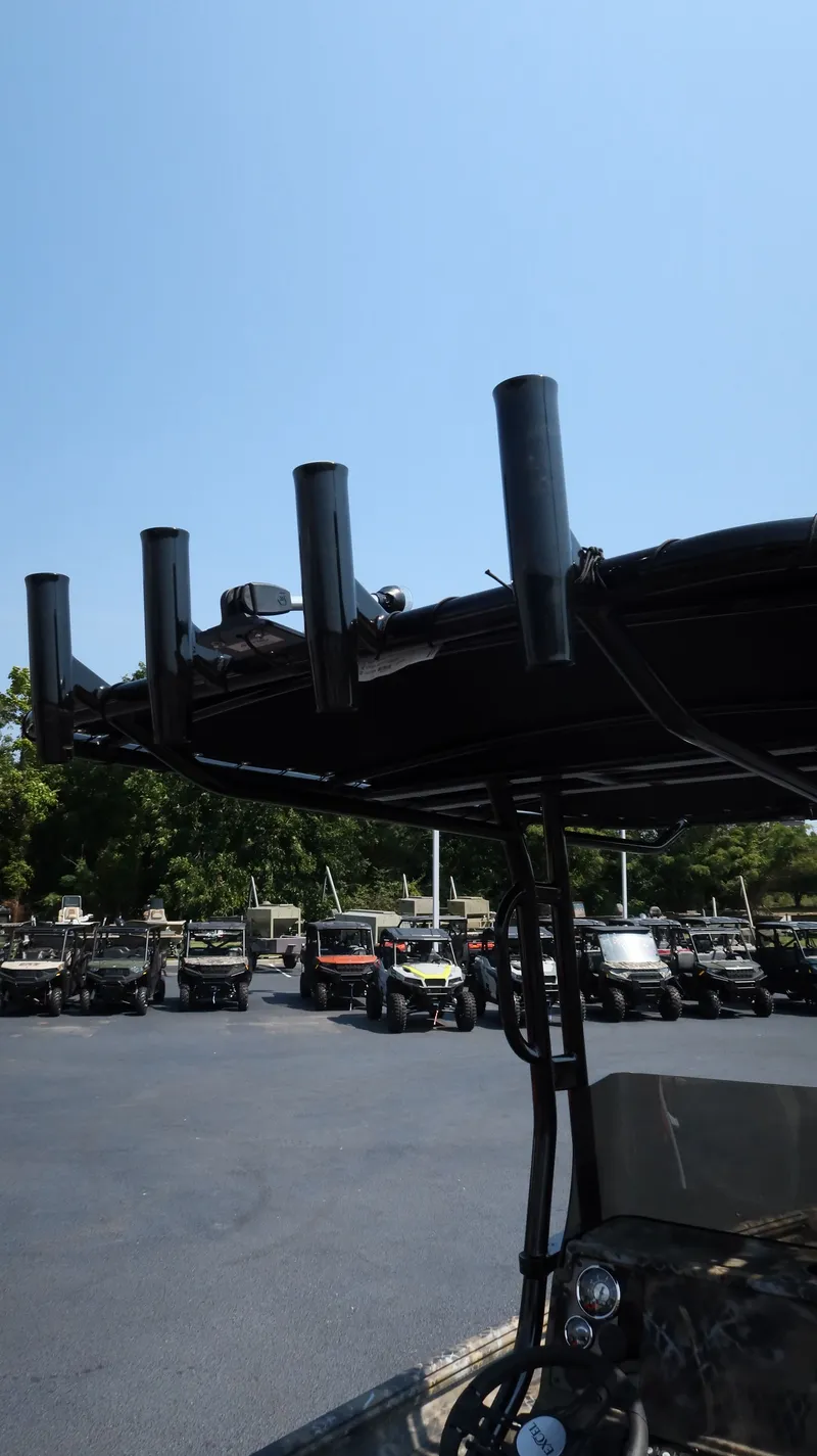 Slide: The Image of Excel Bay Pro 220 Elite 2026 - 7