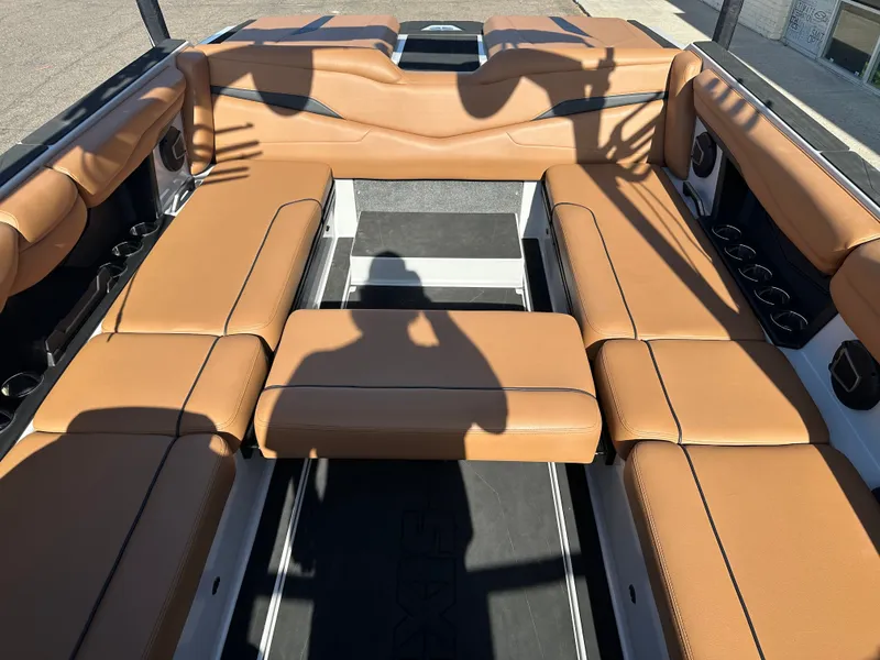 Slide: The Image of Axis Wake Research T250 2024 - 11