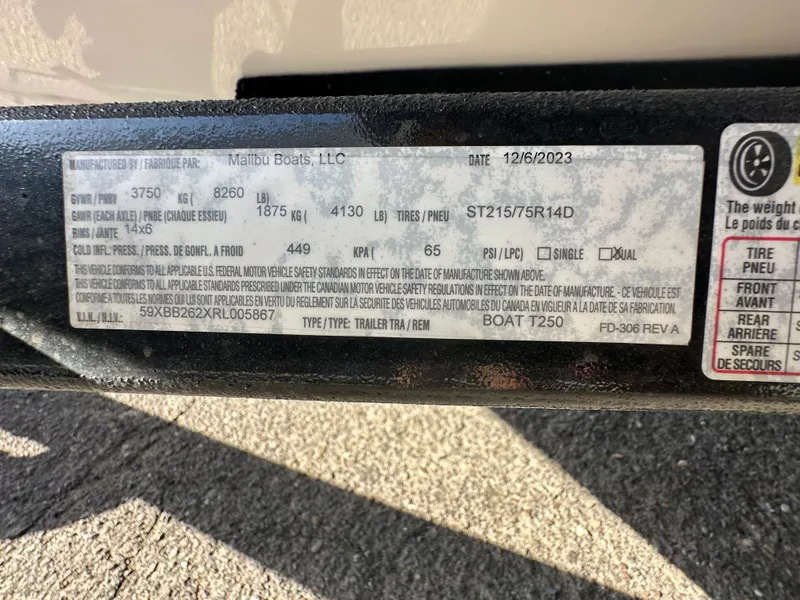 Slide: The Image of Axis Wake Research T250 2024 - 17