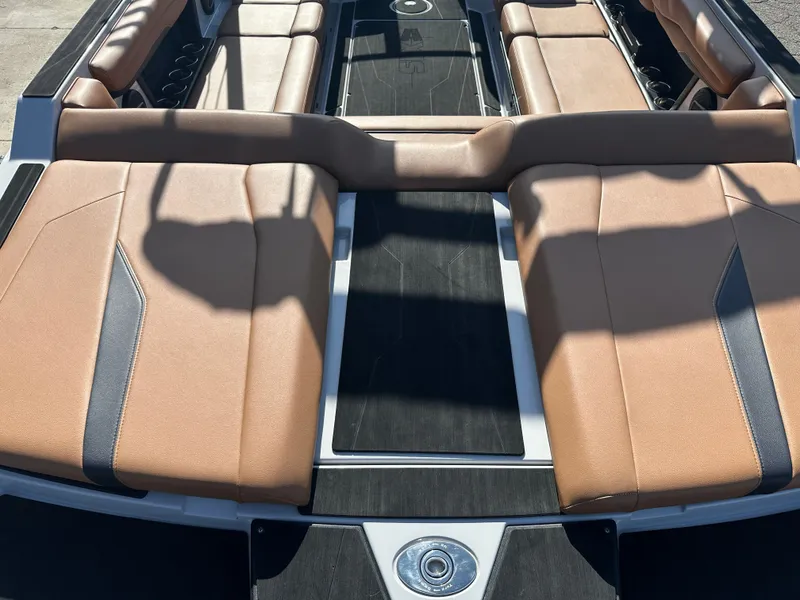 Slide: The Image of Axis Wake Research T250 2024 - 8