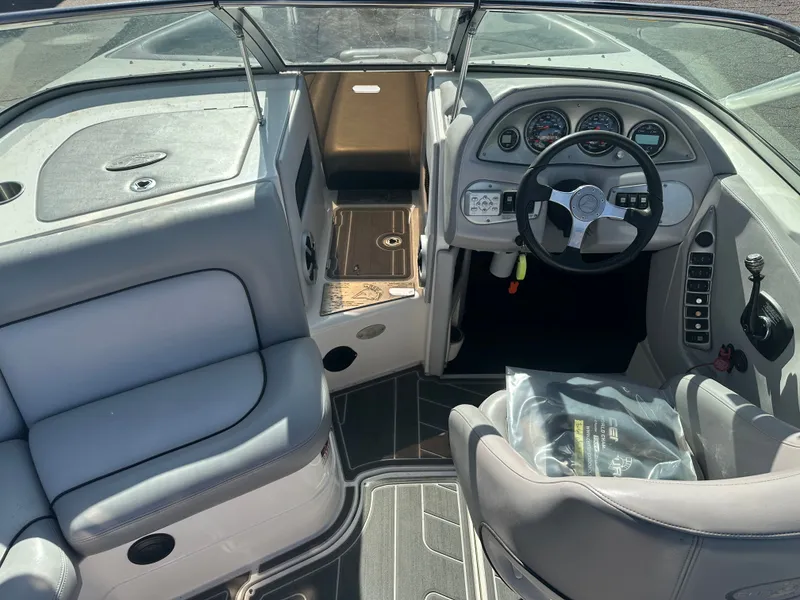 Slide: The Image of Centurion Enzo SV230 2006 - 10