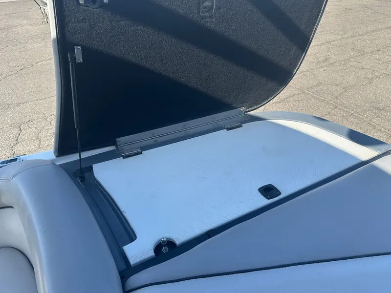 Slide: The Image of Centurion Enzo SV230 2006 - 16