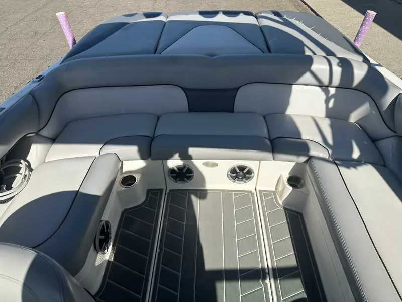 Slide: The Image of Centurion Enzo SV230 2006 - 9