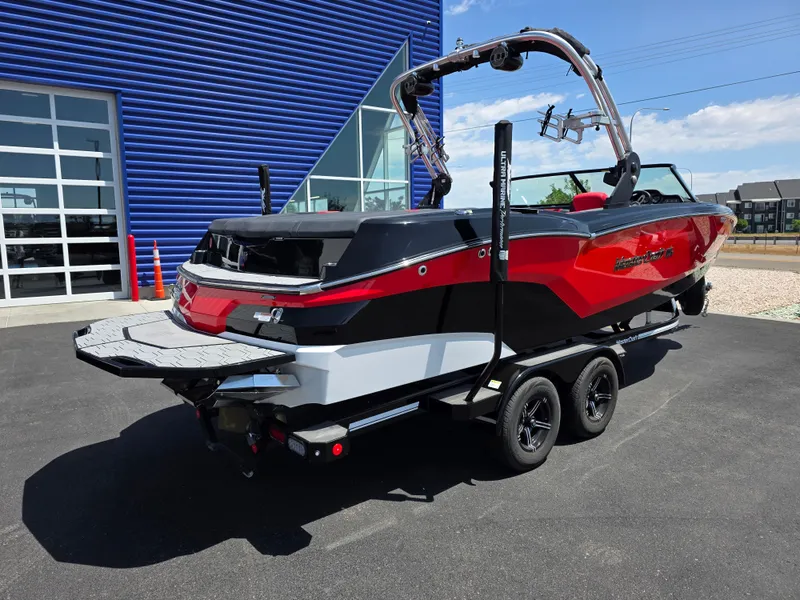 Slide: The Image of MasterCraft NXT24 2021 - 9