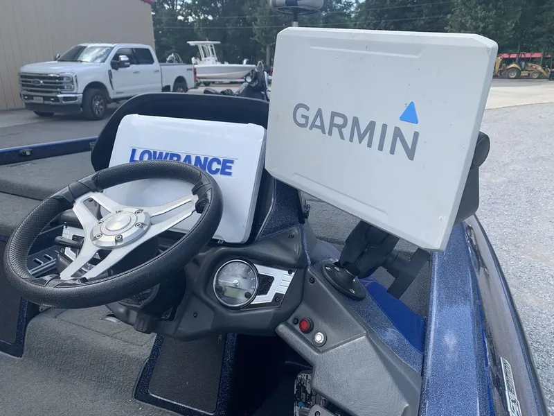 Slide: The Image of Skeeter FX20 LE 2017 - 7