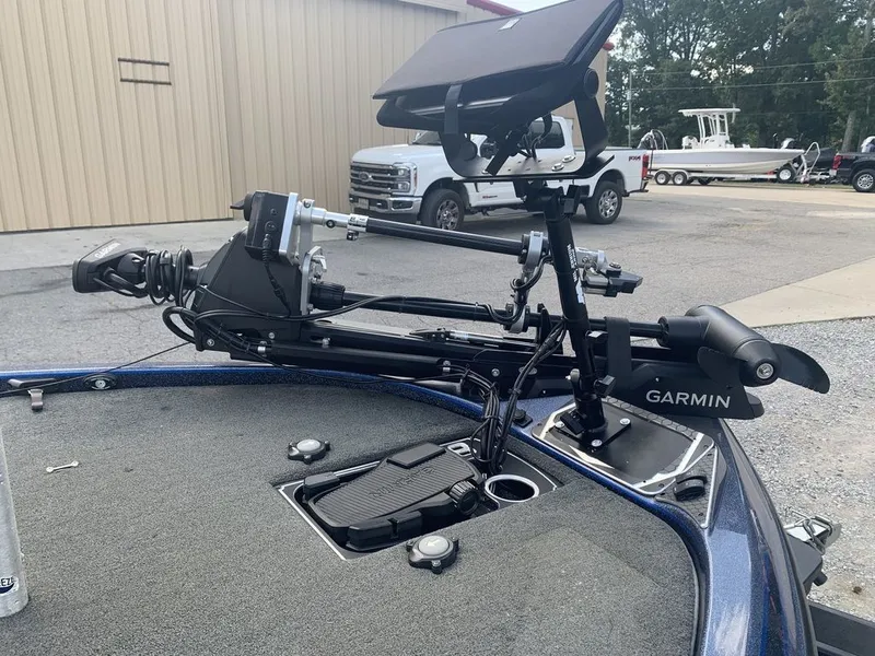 Slide: The Image of Skeeter FX20 LE 2017 - 8