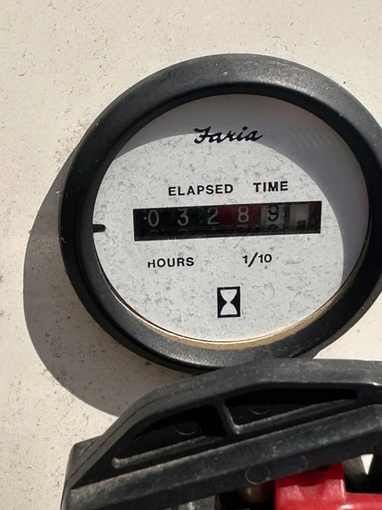 Slide: The Image of Glasron 185 GT 2009 - 5