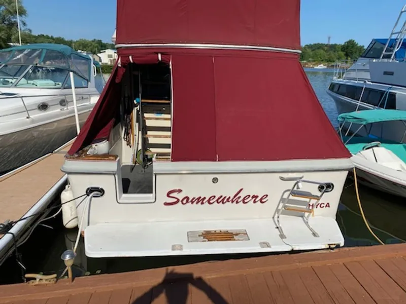 Slide: The Image of Sea Ray 340 Sedan Bridge 1988 - 3