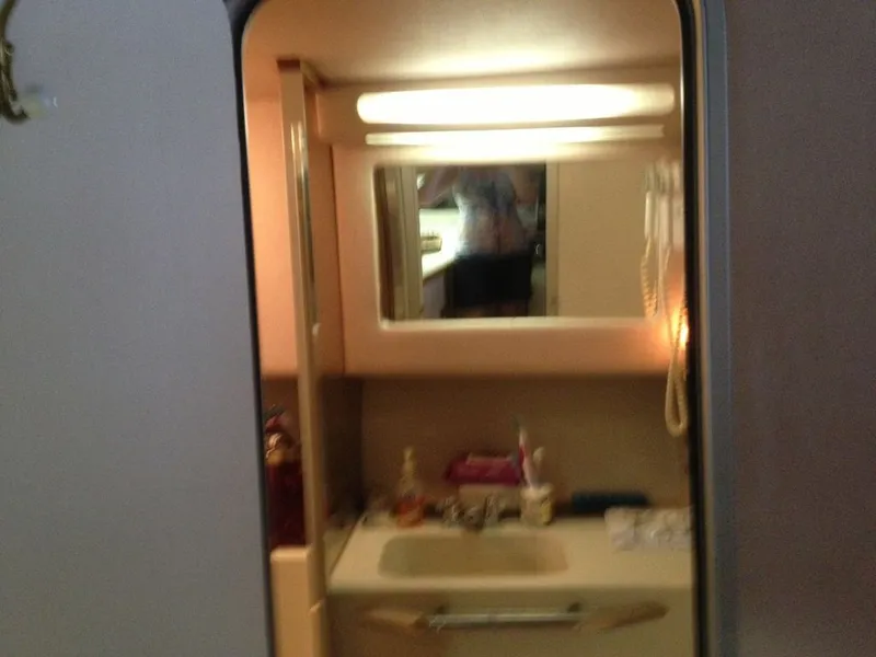 Slide: The Image of Sea Ray 340 Sedan Bridge 1988 - 7