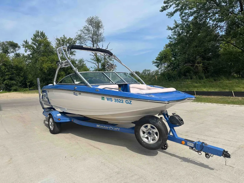 Slide: The Image of MasterCraft X2 2006 - 3