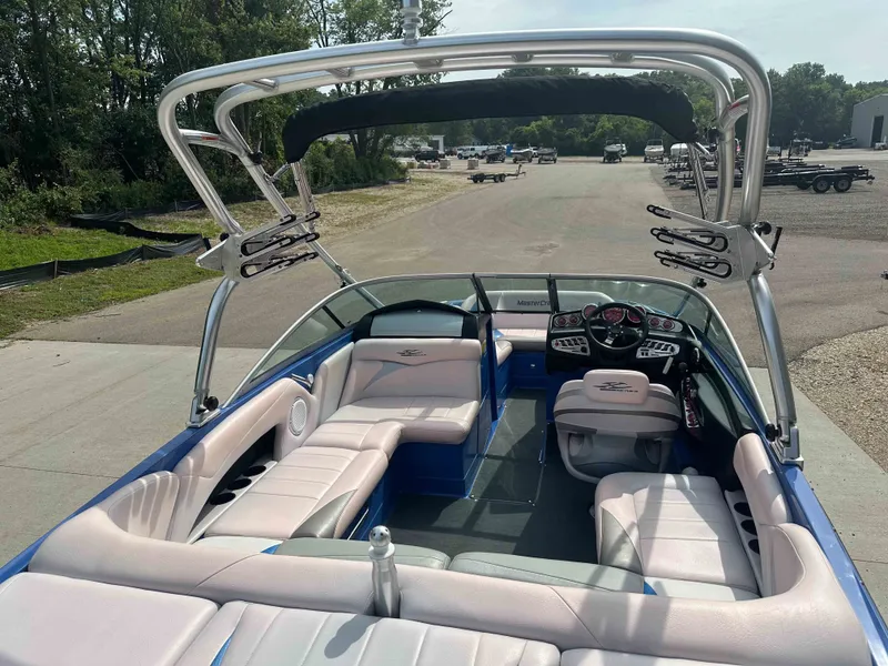 Slide: The Image of MasterCraft X2 2006 - 7