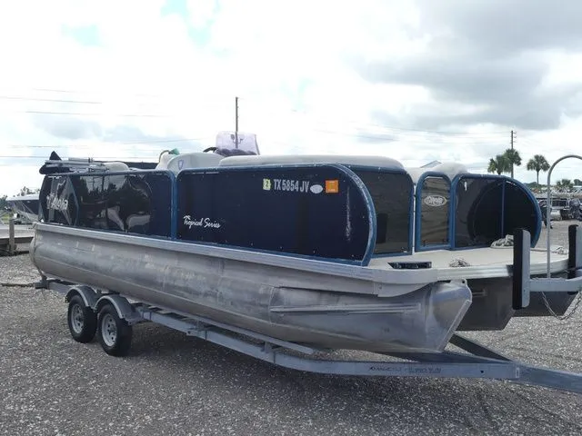 Slide: The Image of Aloha 23' Tropical Bimini Tropical 230 L Group Seating 2020 - 3